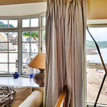 Finest Retreats - April